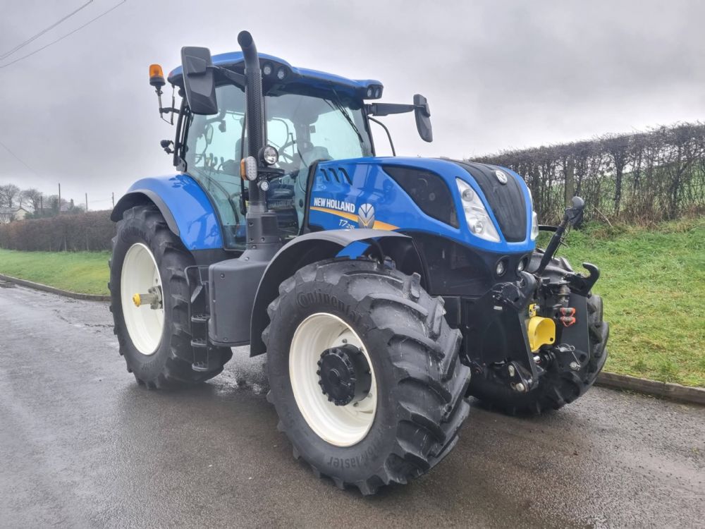 New Holland T7.245